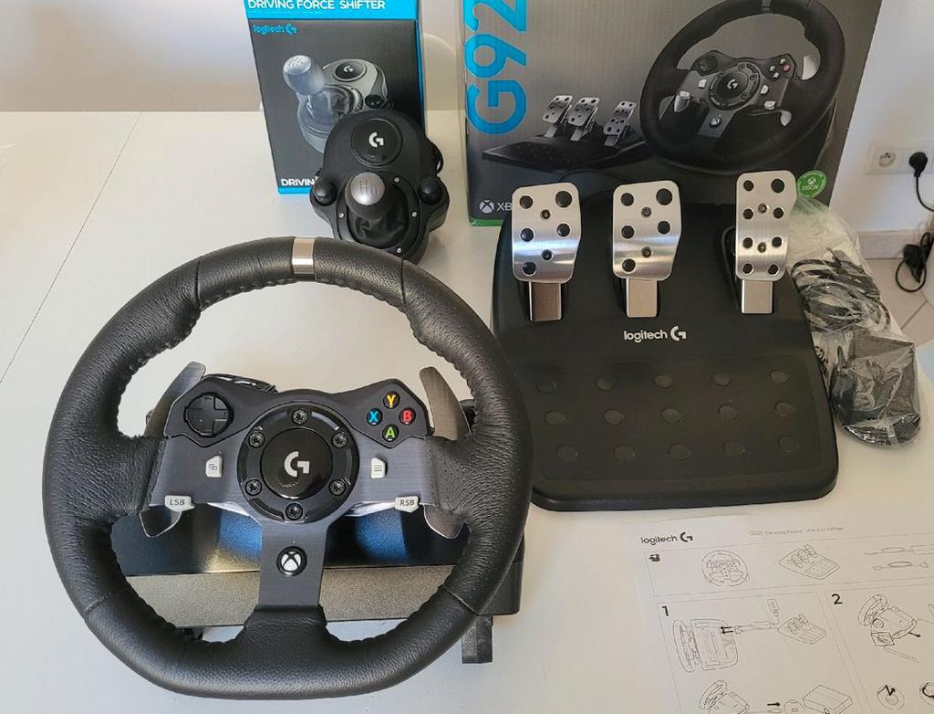 Logitech G920 stuurwiel + pedaal, Ophalen, Zo goed als nieuw, Stuurtje of Sportattribuut