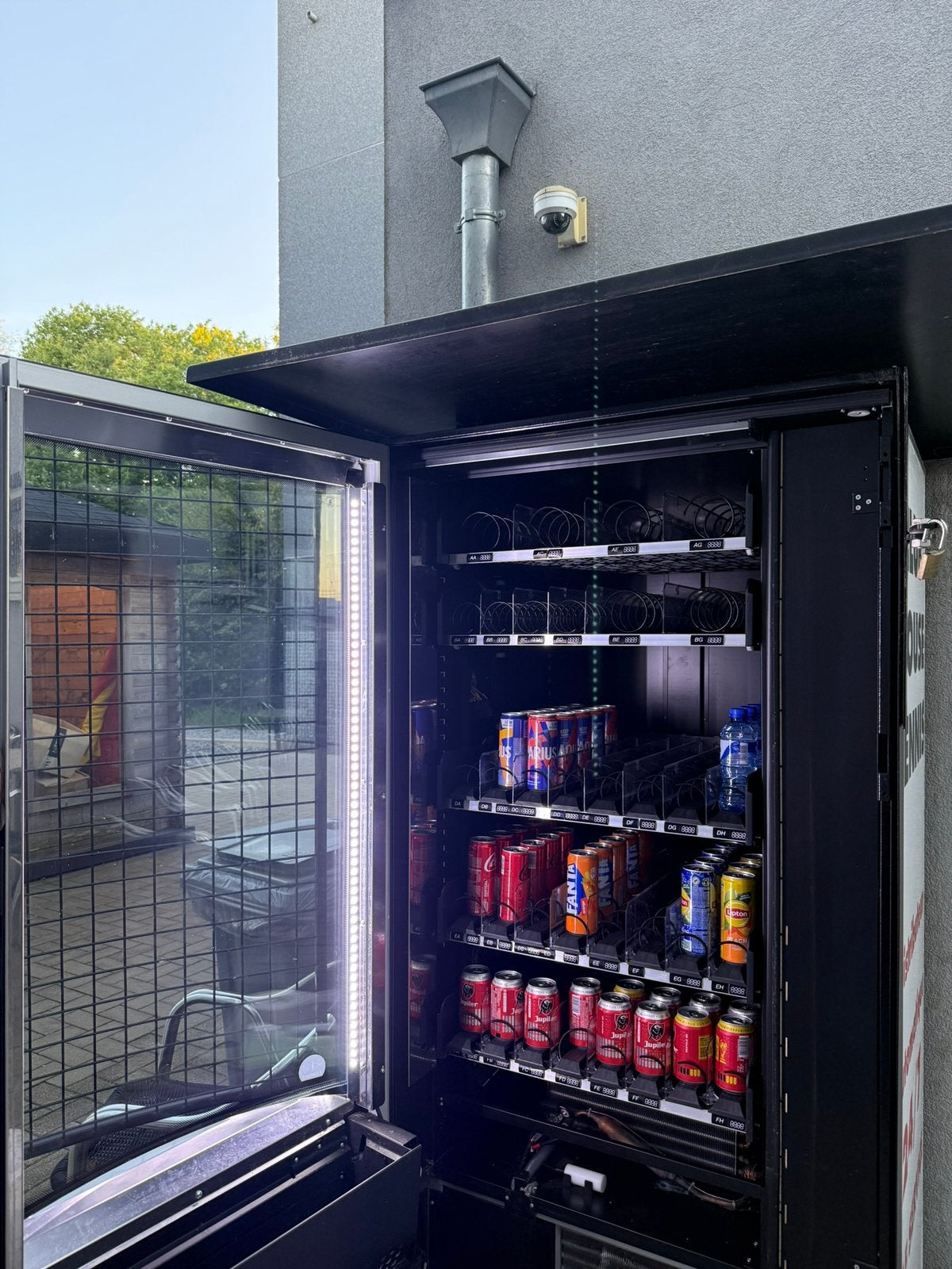 Distributeur de boissons…, Articles professionnels, Enlèvement, Boissons