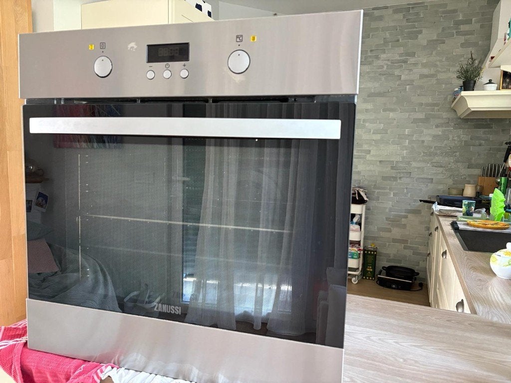 Four Zanussi très bon état, Electroménager, Fours, Comme neuf, Enlèvement, 45 à 60 cm, 55 à 60 cm