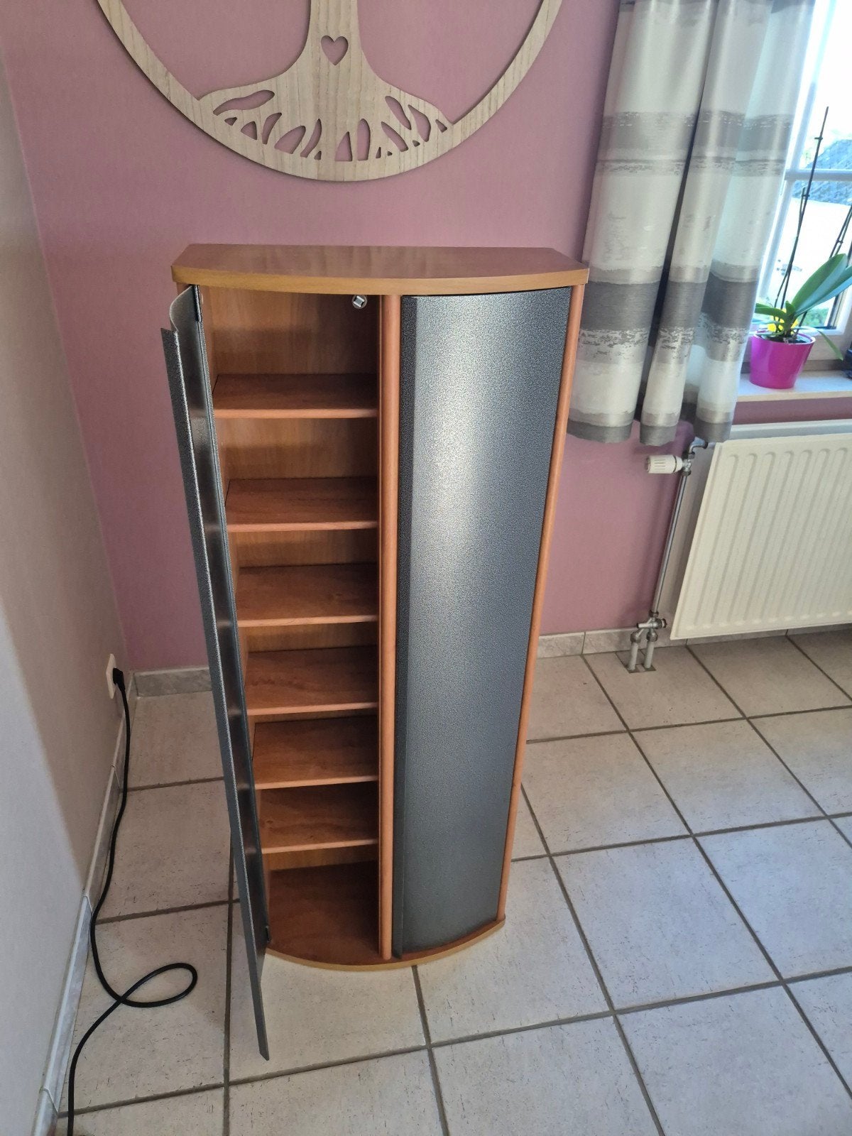 armoire à CD, Comme neuf, Enlèvement, Bois, 150 disques ou plus