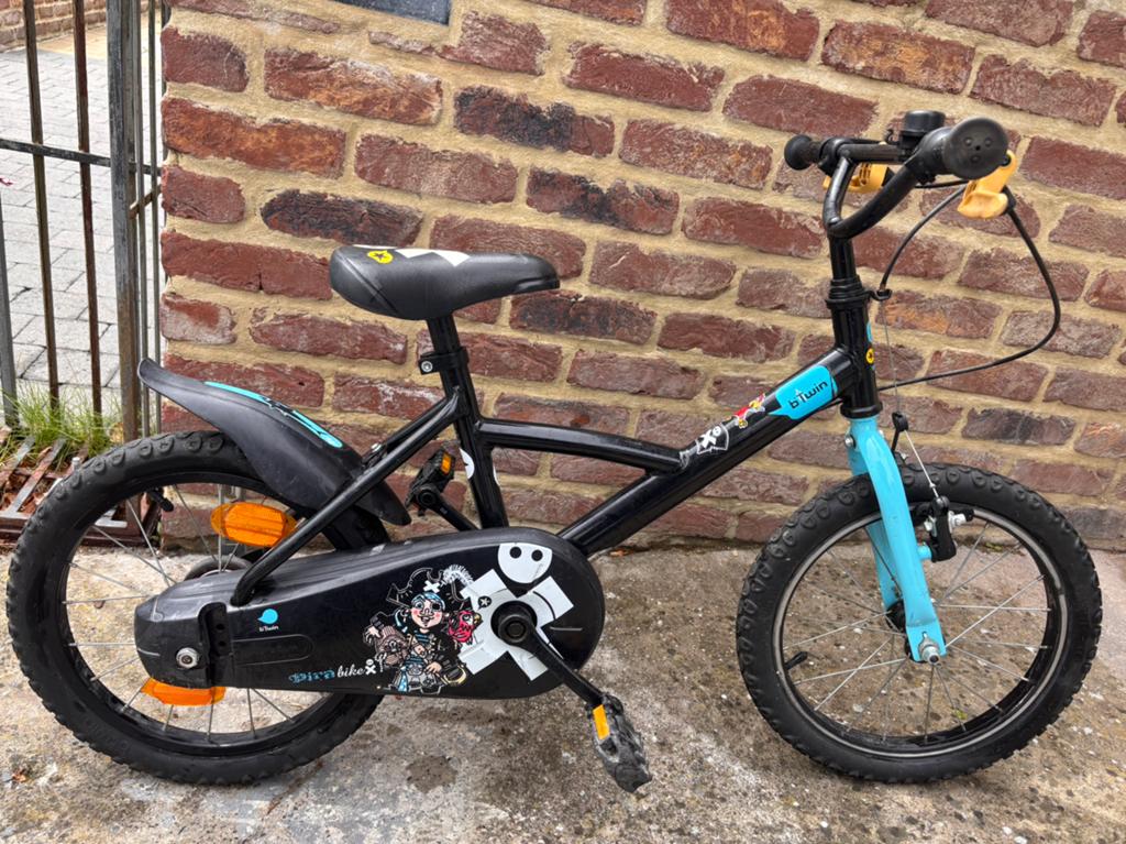 Vélo enfant btwin 16" pirabike, Vélos & Vélomoteurs, Enlèvement, Comme neuf
