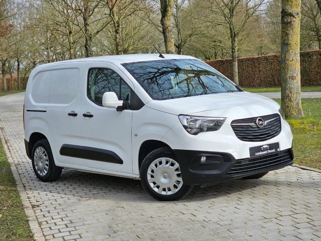 Opel combo 1.5 diesel | BTW | ZETEL STUURVERWARMING, Auto's, Bestelwagens en Lichte vracht, Voorwielaandrijving, Stof, Wit, Bedrijf