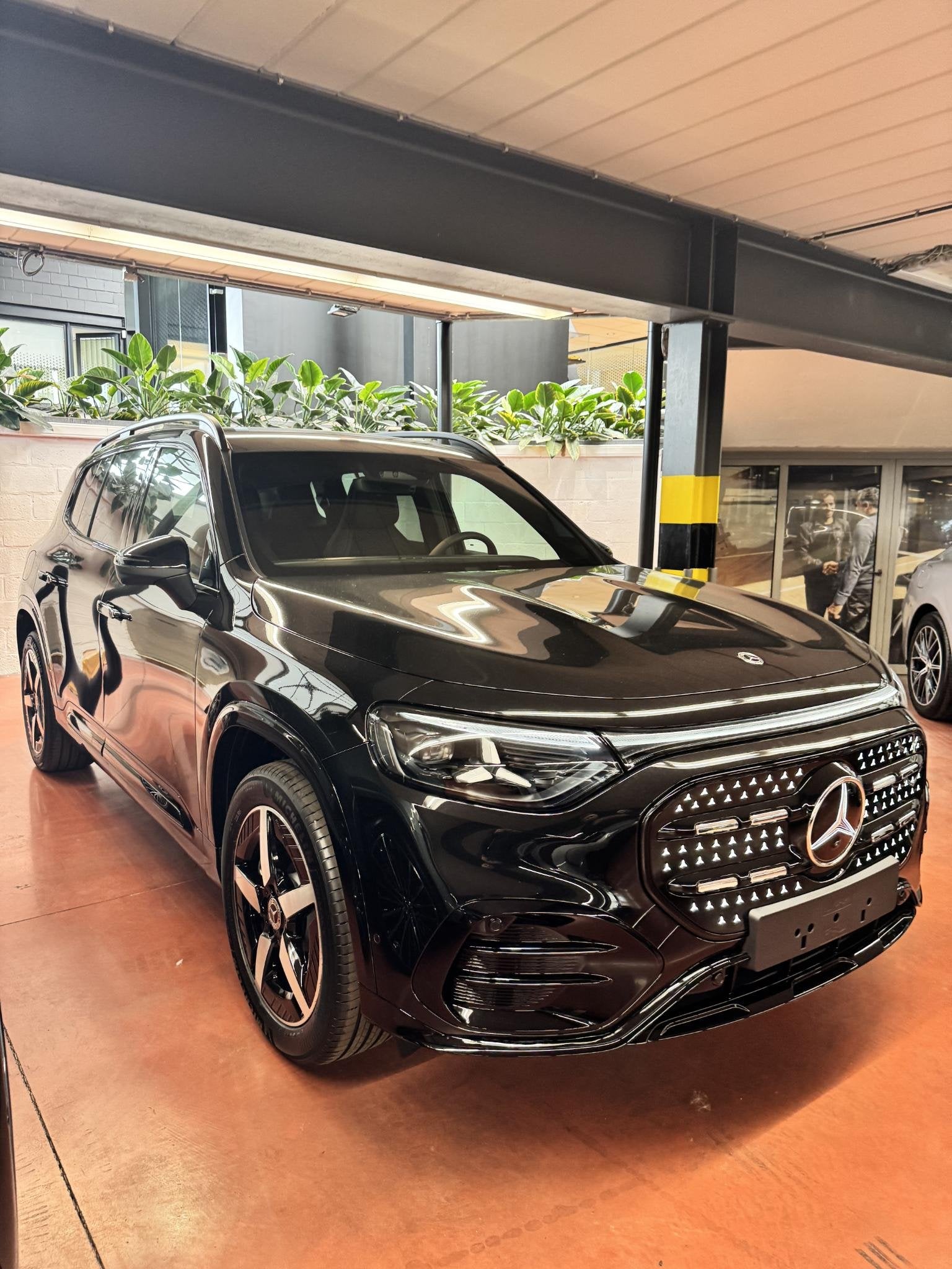 Mercedes-Benz GLB GLB 250+ AMG Line DOS 8944, Auto's, Mercedes-Benz, Automaat, Zwart, 5 zetels, GLB