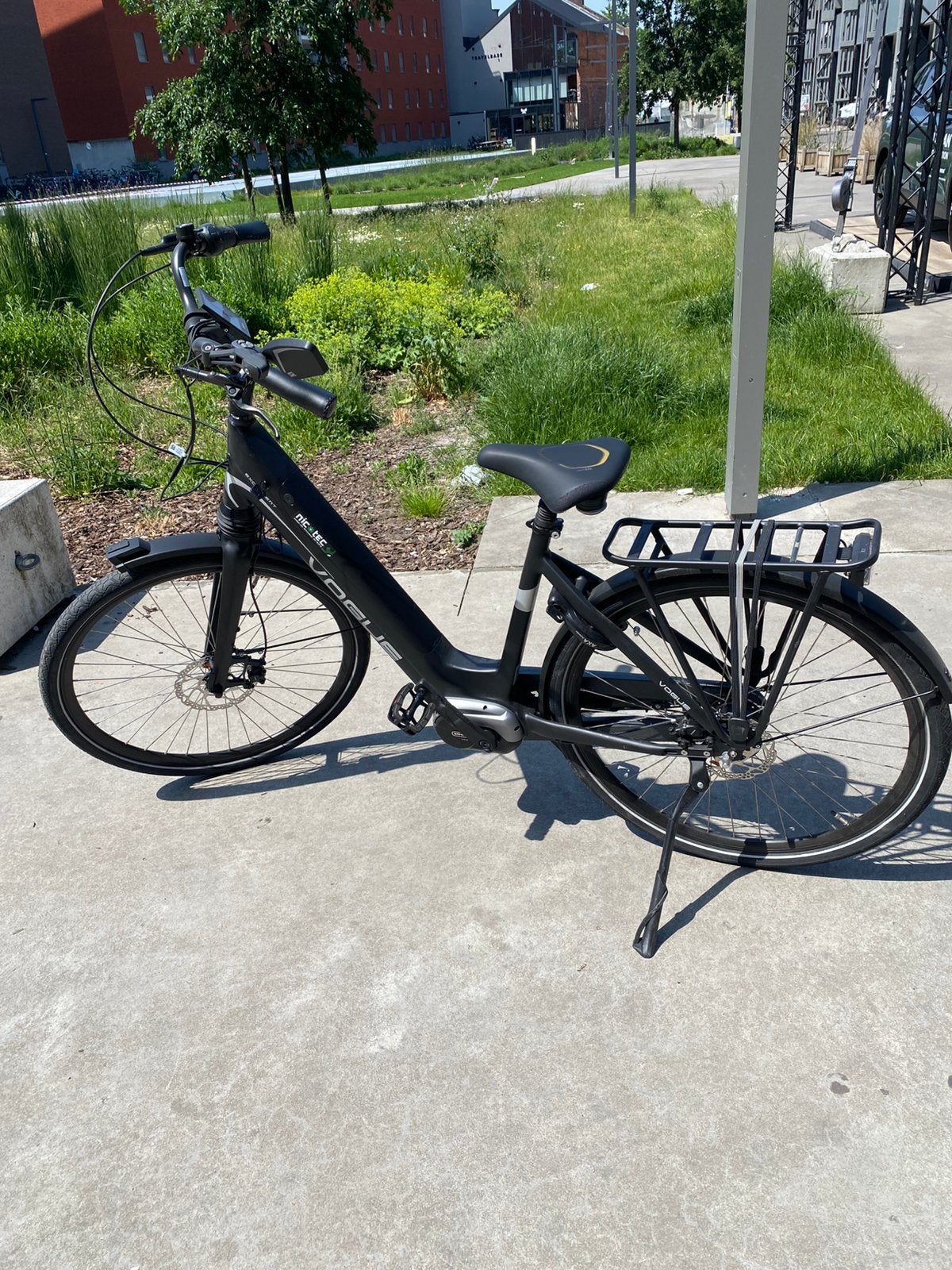 Elektrische unisex fiets Vogue Excellent (mat zwart-grijs), Fietsen en Brommers, Elektrische fietsen, Zo goed als nieuw, Ophalen