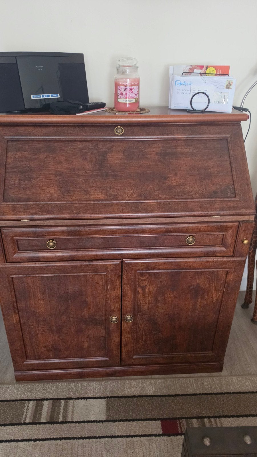 Mooie secretaire / schrijfbureau met opbergruimte
Klassieke, Ophalen