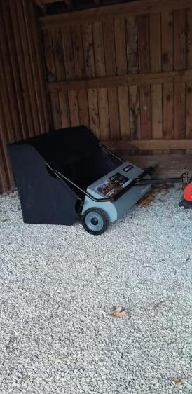 Balayeuse à feuilles, Ophalen, Zo goed als nieuw, Ohiosteel