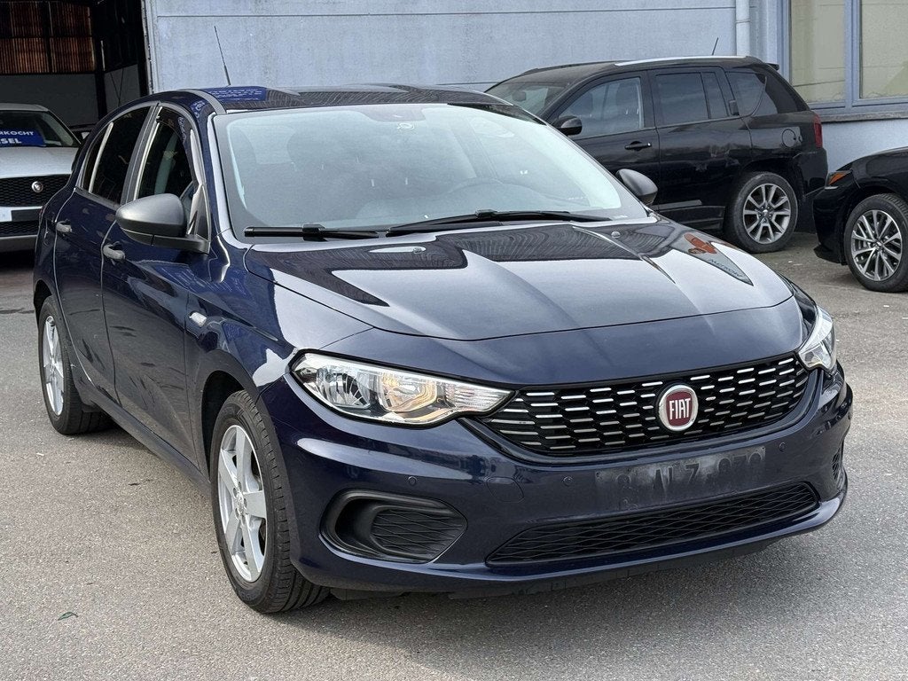 Fiat Tipo Tipo 1.4i Easy 1 Anne Garantie, Auto's, Fiat, Stof, Gebruikt, Euro 6, 4 cilinders