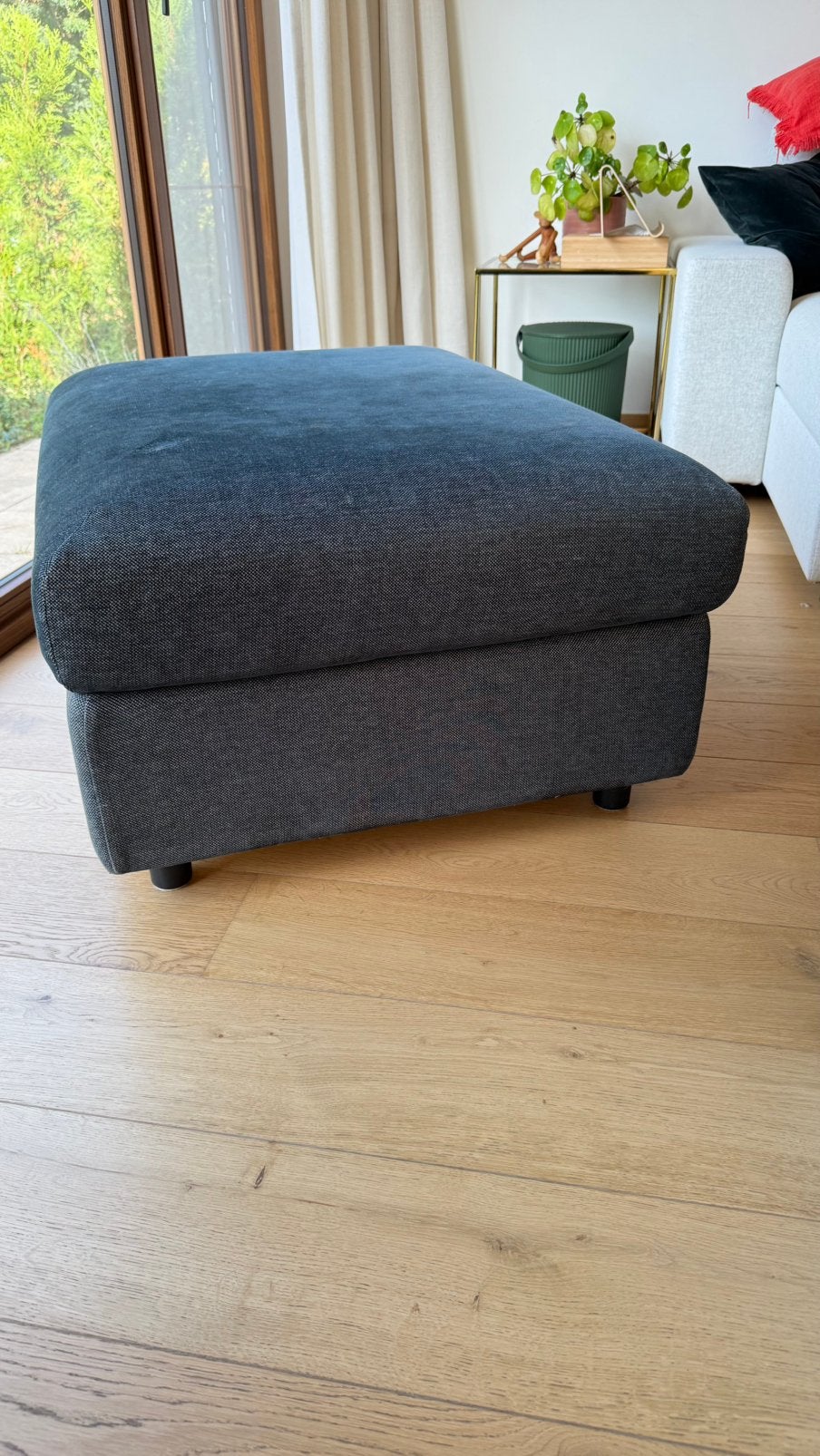 Poef (met opbergvak), Ophalen, Gebruikt, 50 tot 75 cm, Scandinavisch