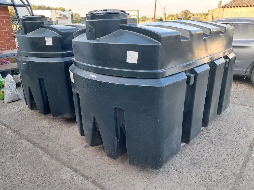 dieseltank 2500 liter dubbelwandig 2 stuks, Ophalen
