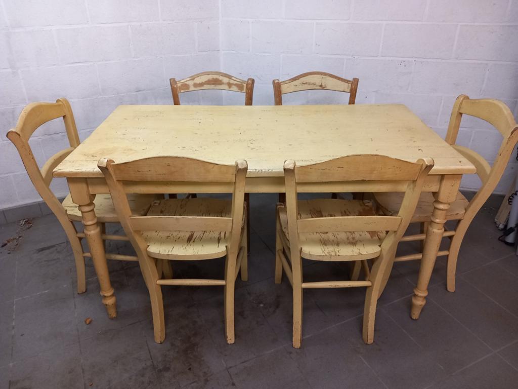 Set tafel + 6stoelen + bijzet tafel en schoenkast, Enlèvement