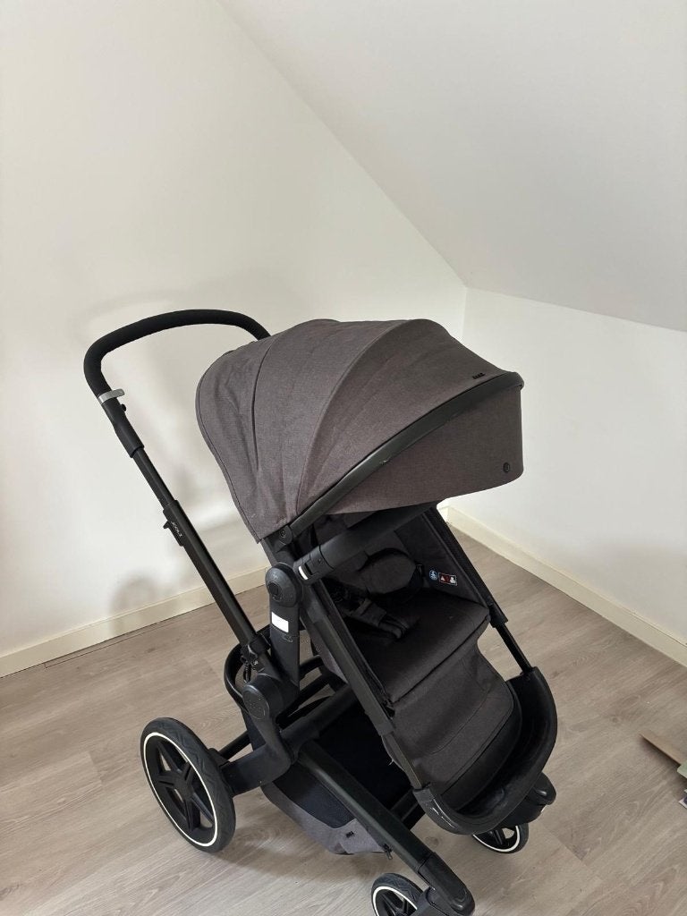 Joolz buggy Day 5, Kinderen en Baby's, Buggy's, Ophalen, Zo goed als nieuw, Regenhoes