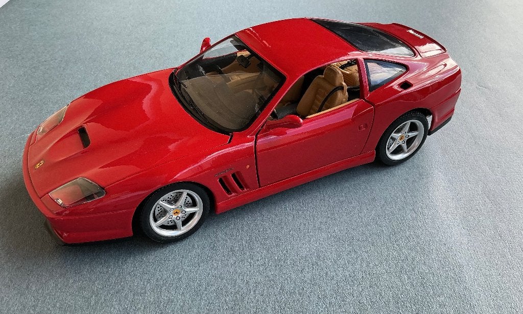 Bburago FERRARI 550 MARANELLO 1/18, Enlèvement ou Envoi, Comme neuf, Voiture, Burago