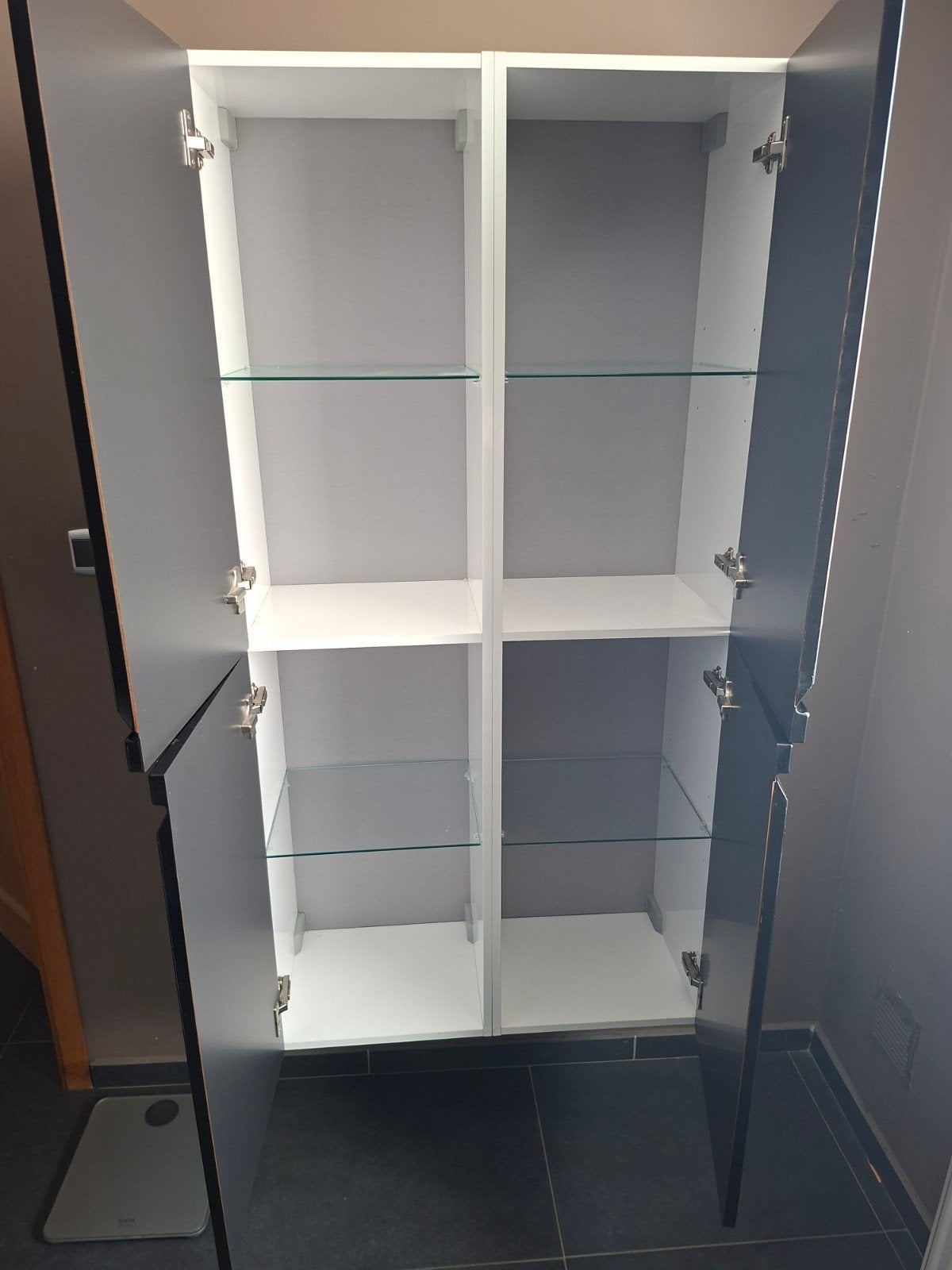Meuble de rangement, Enlèvement