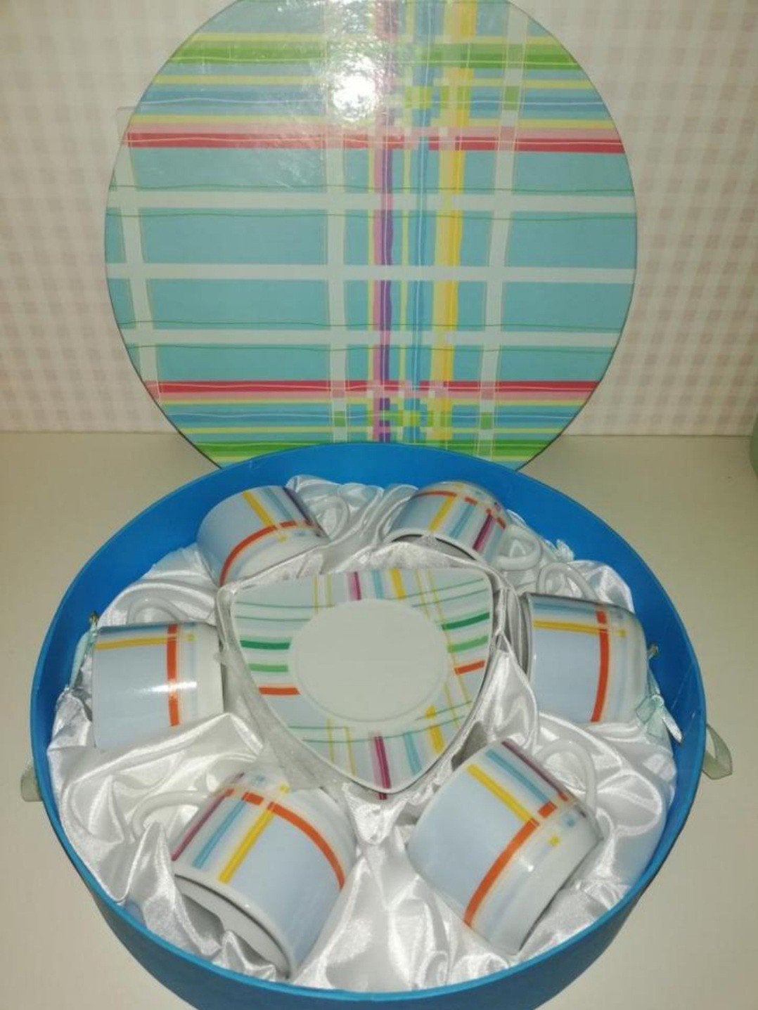 Geschenkset 6 tasjes en ondertasjes, Ophalen of Verzenden, Nieuw, Porselein, Kop(pen) en/of Schotel(s)
