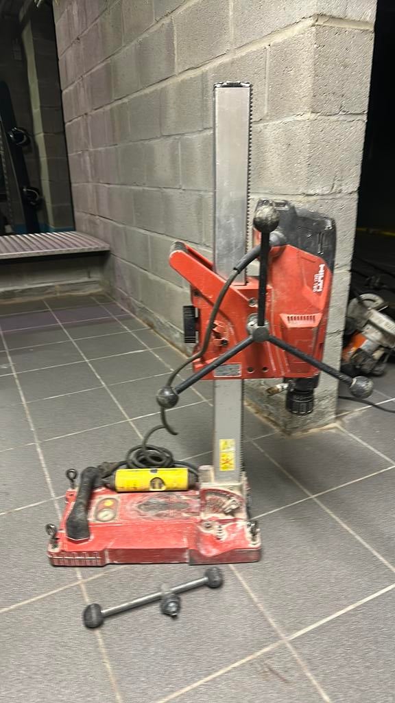 Carotteuse Hilti DD160, 1200 watts ou plus, 70 mm ou plus, Enlèvement, Utilisé