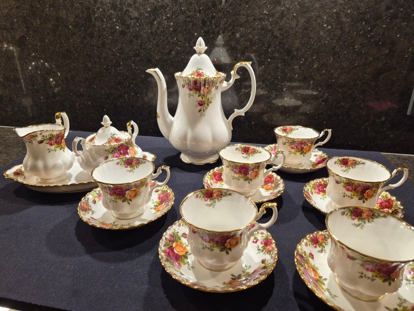 Royal Albert GROOT koffieservies, Ophalen of Verzenden