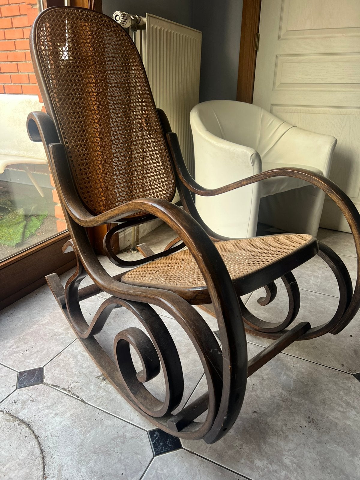 Fauteuil à bascule Thonet, Maison & Meubles, Fauteuils, Enlèvement, Comme neuf