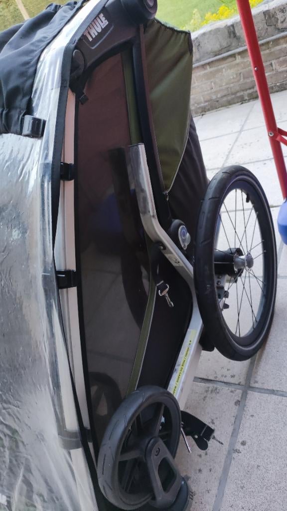 Thule Chariot Cab 2 (2021) + onderdelen, Fietsen en Brommers, Ophalen, Gebruikt, Kinderkar, Vering