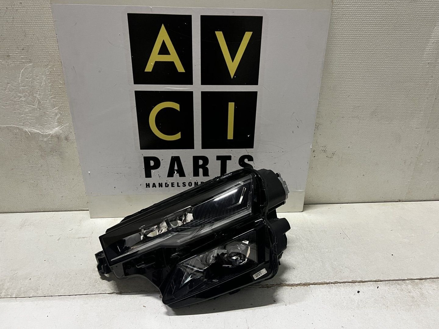 Koplamp Skoda Karoq Facelift FULL LED 57B941035B LINKS, -, Utilisé, Skoda, -