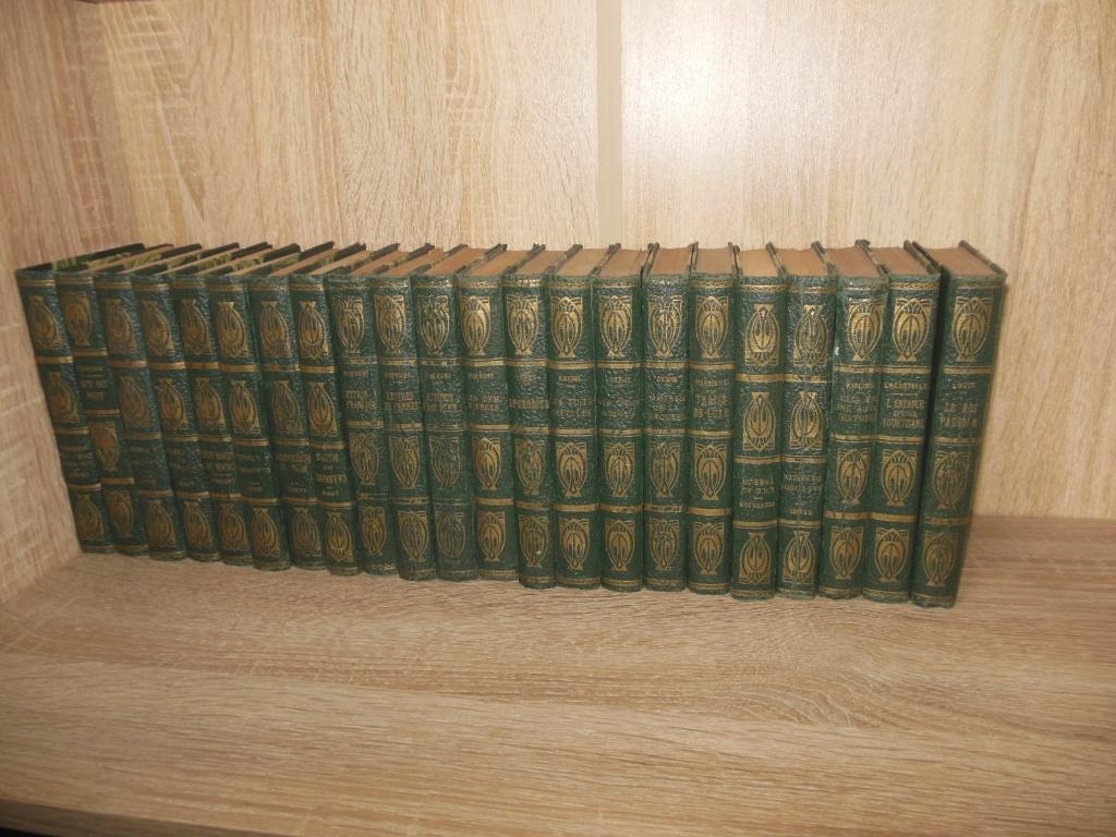 lot d'ancien livres 22 année 1932, Livres, Enlèvement, Utilisé, Europe autre, Divers auteurs