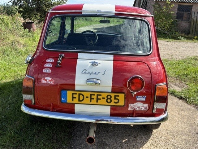 Uitstekende Mini Classic 1300 Cooper 1992 SPI Rood, Auto's, Voorwielaandrijving, 4 zetels, Stof, Zwart