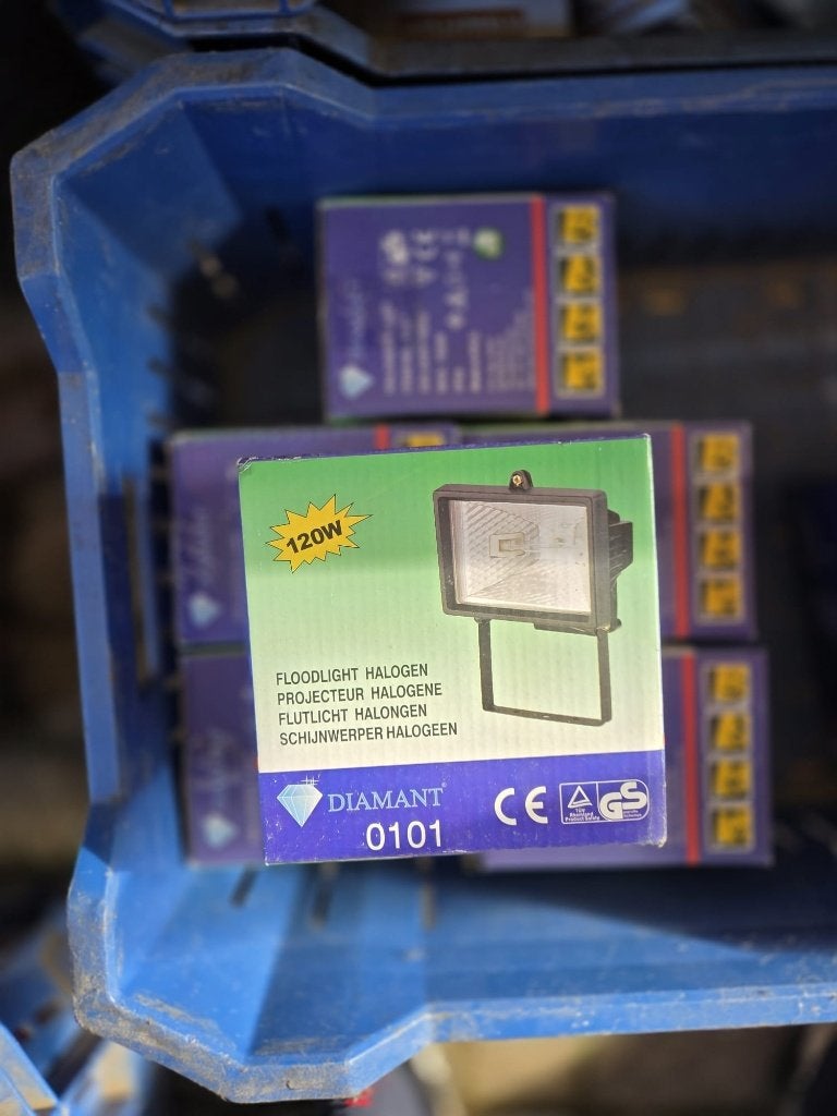 8 ongebruikte buitenlampen / schijnwerpers, Tuin en Terras, Ophalen, Bewegingssensor