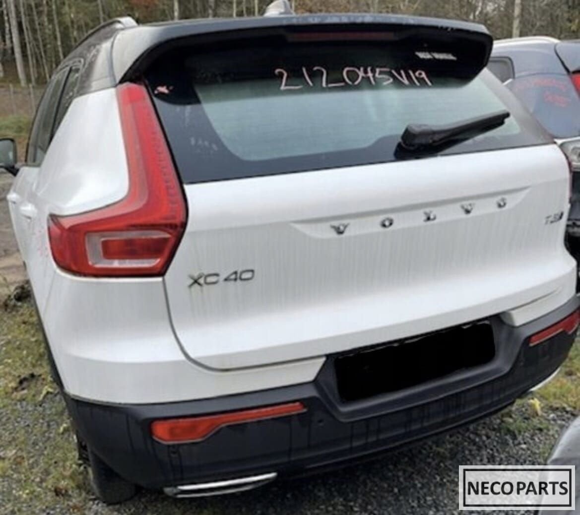 VOLVO XC40 XC 40 ACHTERKLEP KLEUR 707 ALLES LEVERBAAR !!, Gebruikt, -, Ophalen of Verzenden, Volvo