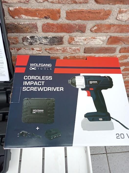 accu schroefboormachine 15€., Doe-het-zelf en Bouw, Ophalen, Nieuw