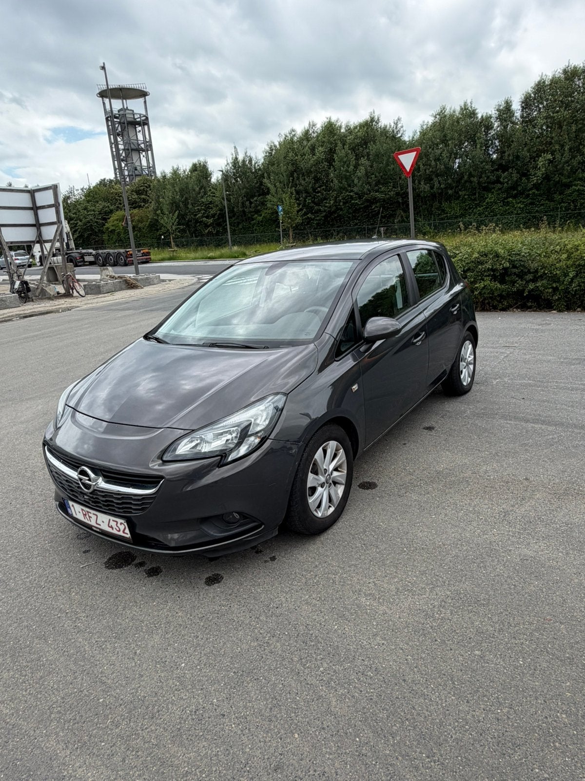 Opel Corsa 1.2 80.000KM, Autos, Argent ou Gris, Achat, Boîte manuelle, Noir