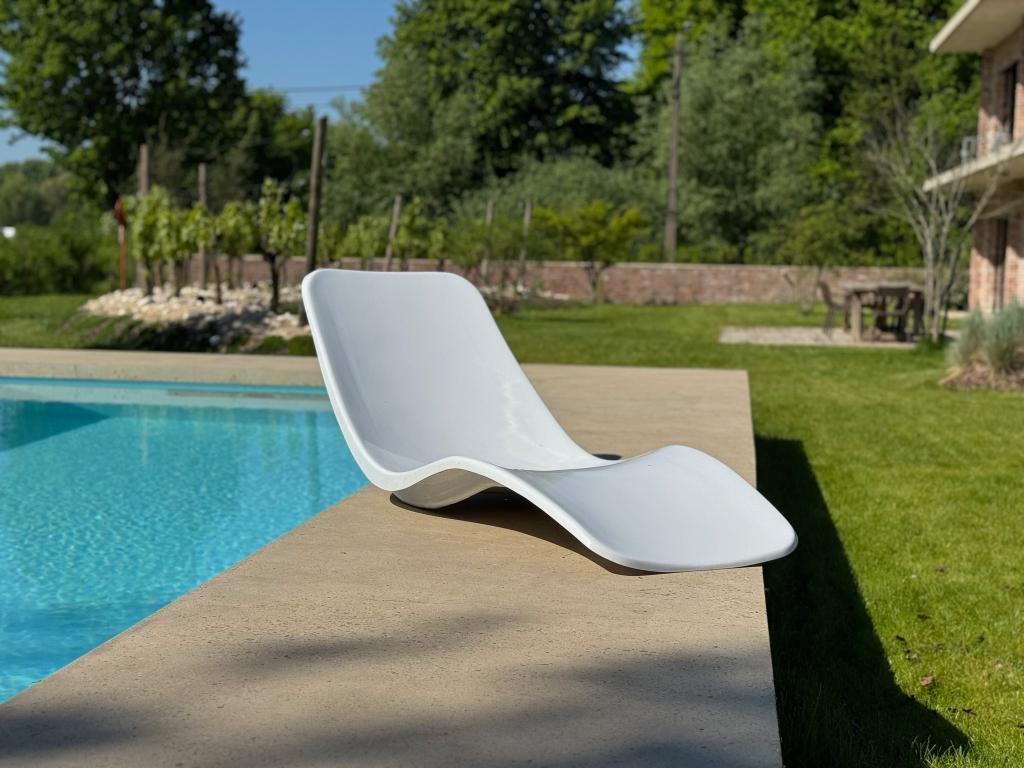 Design ligbedden (set van 2), Ophalen, Zo goed als nieuw