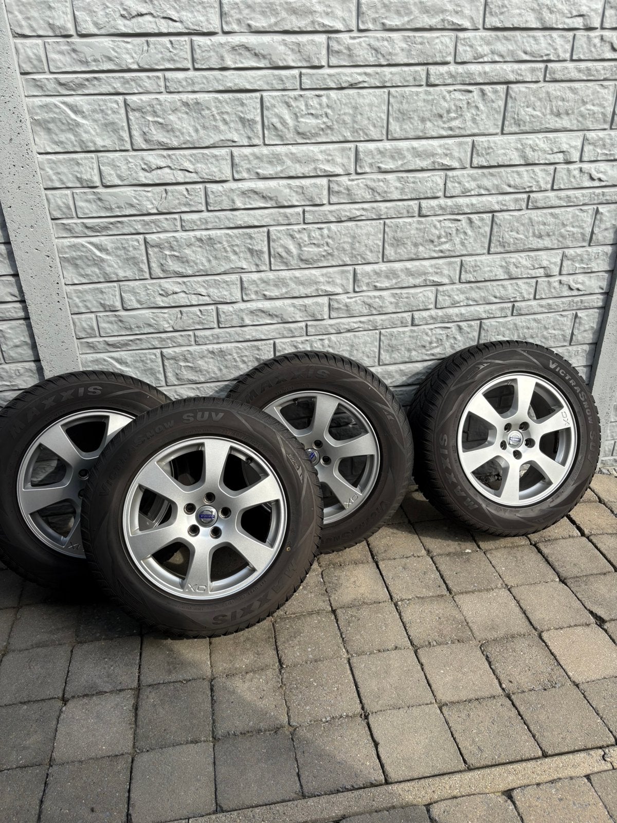 Winterbanden met velg voor xc60 / xc40 volvo, Ophalen, Winterbanden