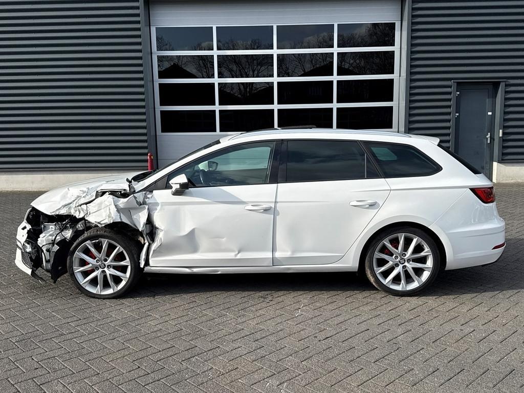 Seat Leon ST 1.4 TSI X-PERIENCE, FR Line, trekhaak, panormad, Voorwielaandrijving, Euro 6, 4 cilinders, Leon
