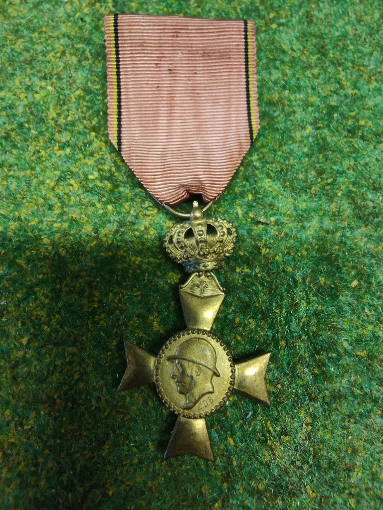 Médailles des Vétérans Albert II, Collections, Objets militaires | Général, Enlèvement ou Envoi