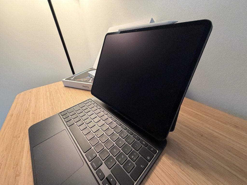 iPad Pro M4 13 inch — 1 TB — Glas met nanostructuur, 13 inch of meer, Zwart, Ophalen of Verzenden, Zo goed als nieuw