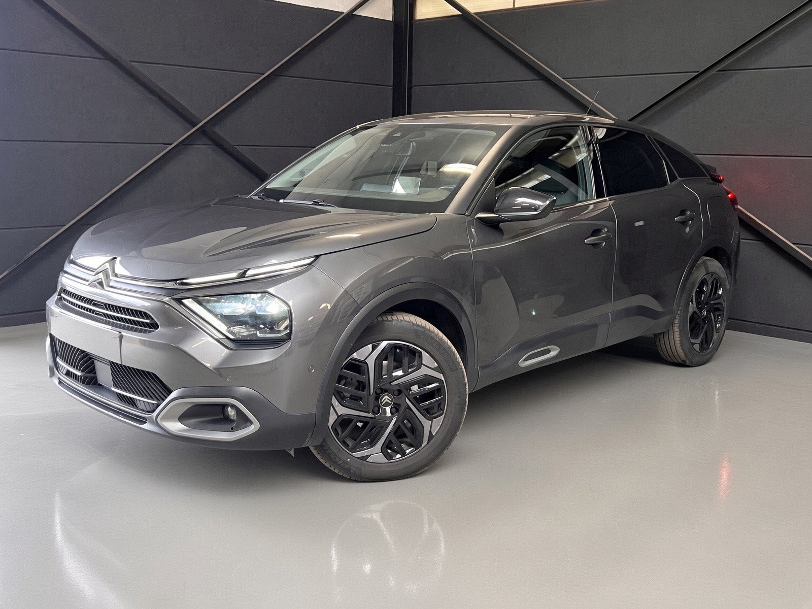 Citroen C4 1.2 benzine automaat, bj2021, 98.000km., Autos, Argent ou Gris, Achat, Euro 6, Entreprise