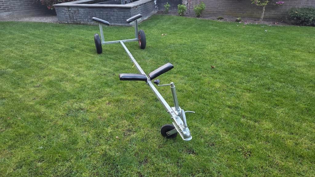 Strandtrailer / handtrailer rubberboot, Enlèvement