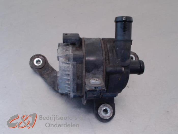 Extra waterpomp van een Volkswagen Crafter, Gebruikt, -, Volkswagen, -