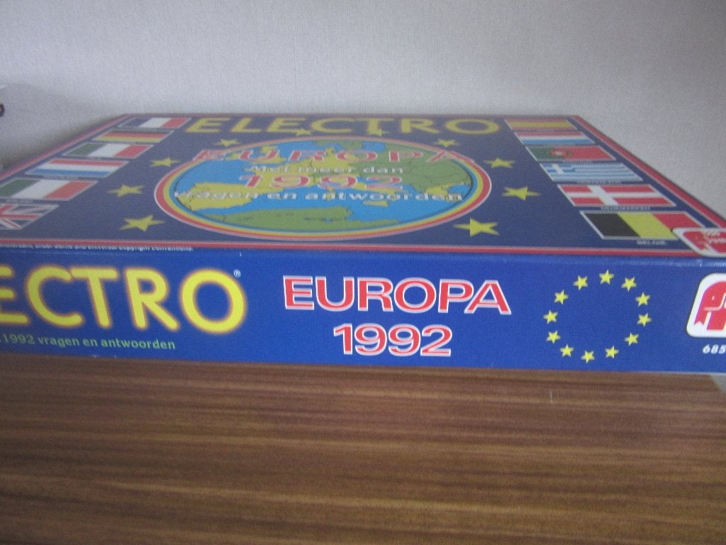 Retro Electro Europa, Hobby en Vrije tijd, Ophalen of Verzenden, Nieuw, JUMBO