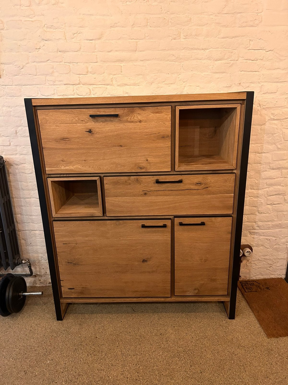 Set woonkamer meubels (2 ladekasten, barkast en salontafel), Ophalen, Zo goed als nieuw
