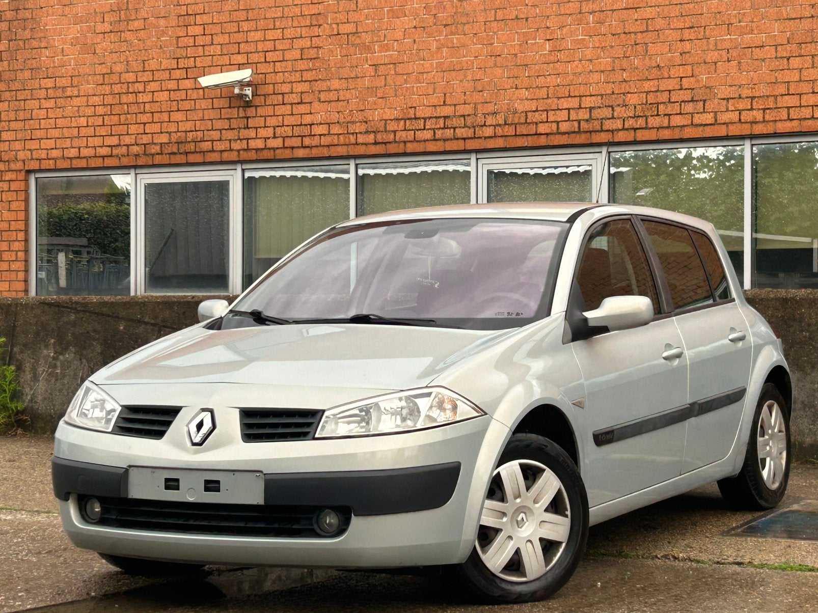 RENAULT MEGANE 1.6 BENZINE, GEKEURD, AIRCO, NAVI, TREKHAAK, Auto's, Renault, Euro 5, 5 deurs, Particulier, 83 kW