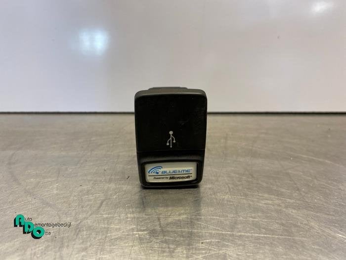 Connexion USB d'un Peugeot Boxer (Boxer 06-), -, 3 mois de garantie, Utilisé, -