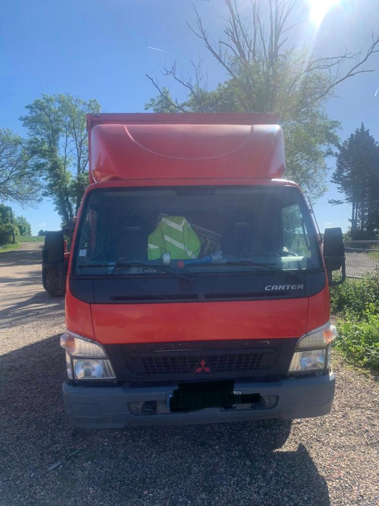 Mitsubishi fuso canter, Autos, Camions, Rouge, Achat, 3 places, 2 portes