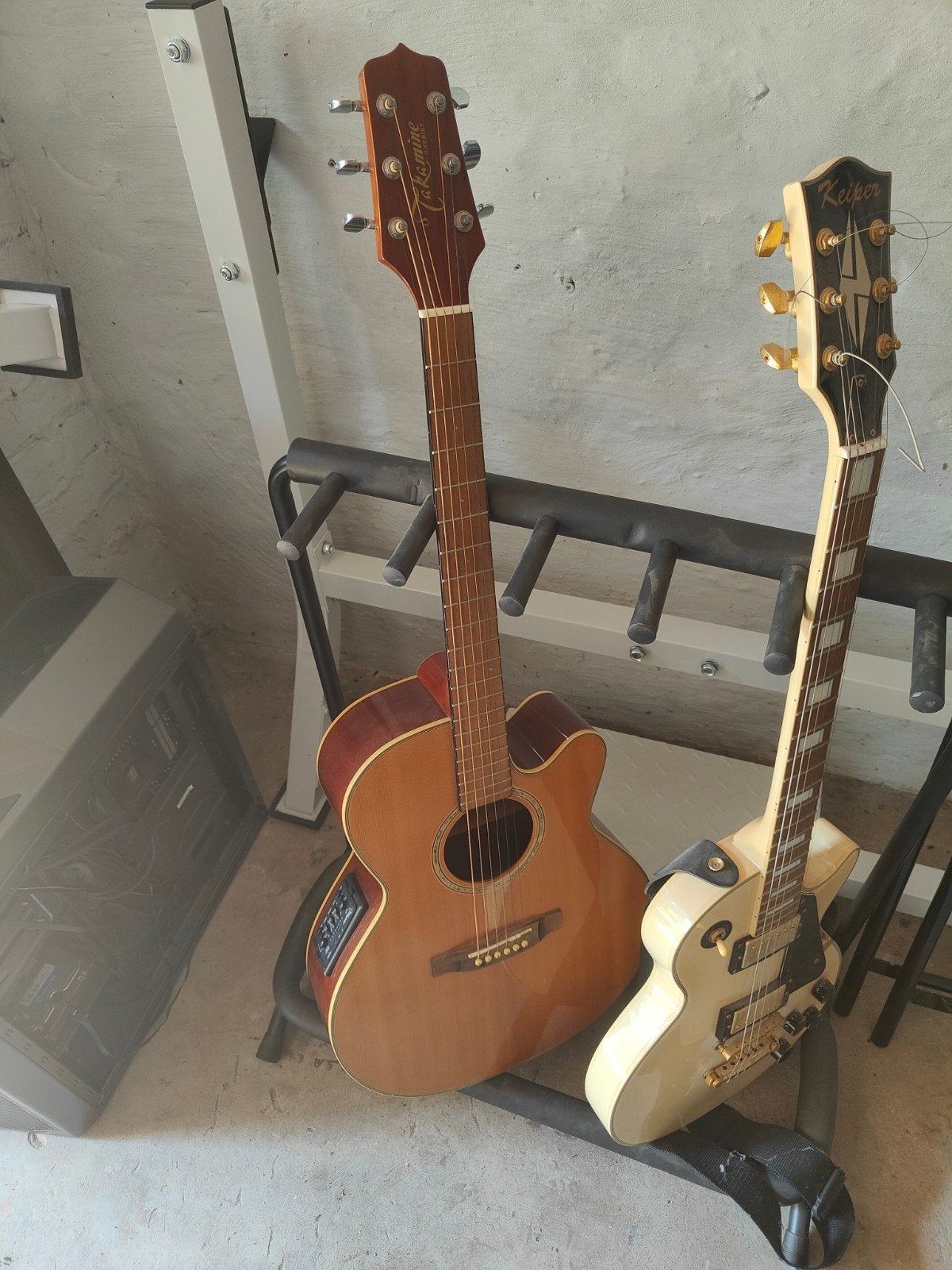lot de deux guitares + ampli, Musique & Instruments, Enlèvement