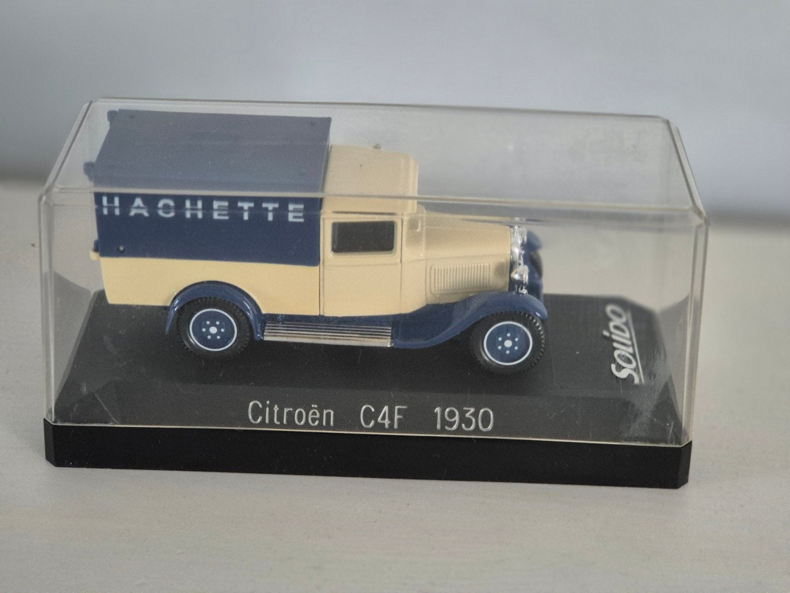 Citroën C4F HACHETTE 1930 1/43, Enlèvement ou Envoi, Solido