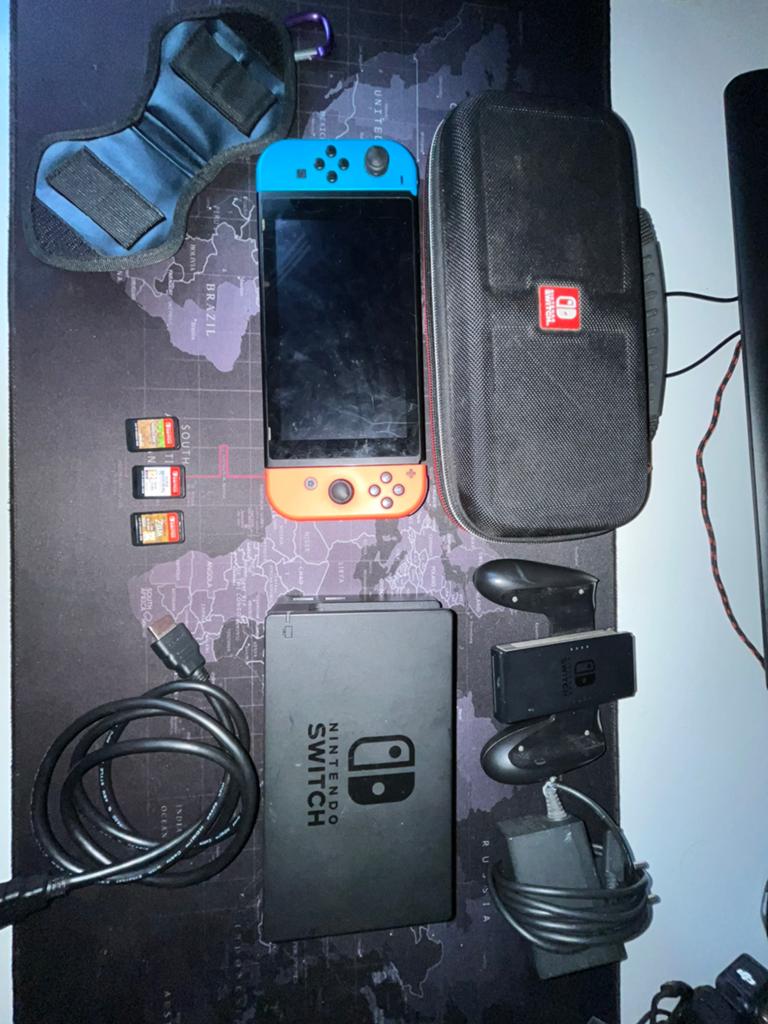 Lot Nintendo Switch complet, Console + 3 jeux + accessoires, Enlèvement ou Envoi, Avec 1 manette, Comme neuf, Switch Original
