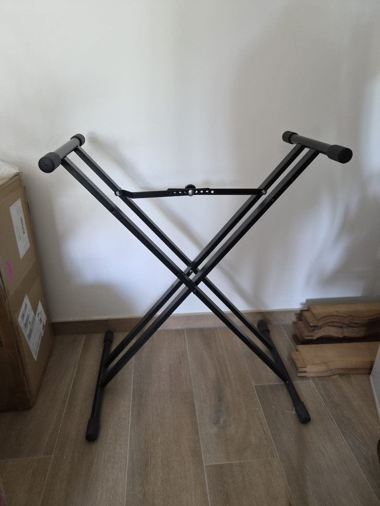 K&M 18990 Rick Keyboard stand, Musique & Instruments, Pieds, Enlèvement, Comme neuf, Pied pour instrument, Clavier ou Synthétiseur