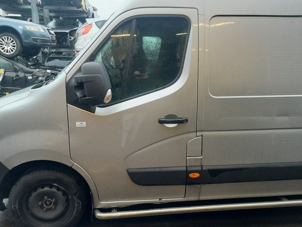 PORTE AVANT GAUCHE Renault, Renault, Utilisé, Peter-Huppertz-Straße 5
51063  Köln, DE, Porte