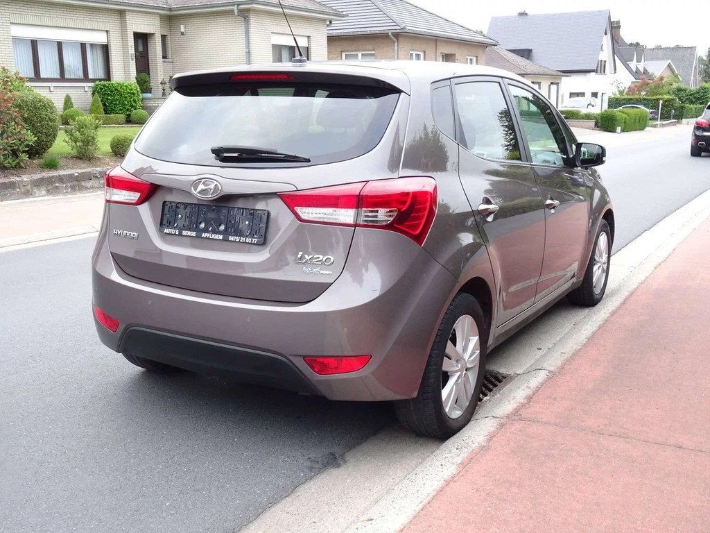 Hyundai ix20 iX20 1.4i Comfort ISG Stop (bj 2011), Auto's, Euro 5, Gebruikt, Zwart, 4 cilinders