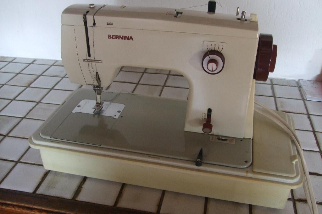 Marque de machine à coudre Bernina, Enlèvement, Utilisé, Machine à coudre, Bernina