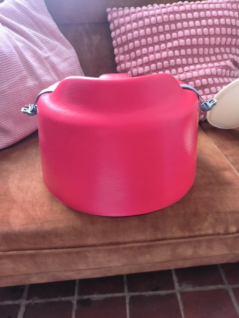 Bumbo floorseat rood met tafeltje, Kinderen en Baby's, Ophalen of Verzenden
